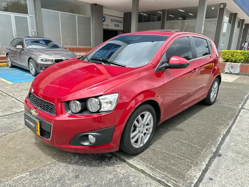 Chevrolet Sonic 1.6 Lt 5 p