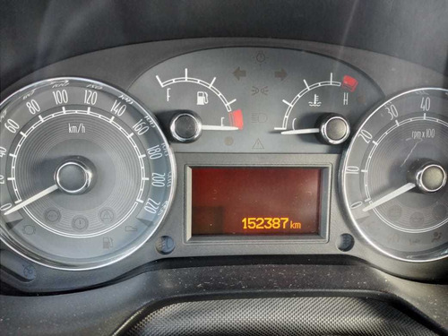Imagen 16 de 16 de Fiat Linea 2011 1.8 Essence 130cv