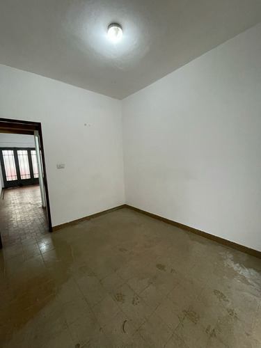 Casa En Alquiler De 4 Ambientes