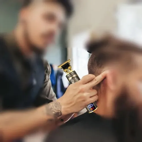 Accesorios incluidos Patillera Profesional con Accesorios y Peines Guía incluidos para diferentes longitudes de corte