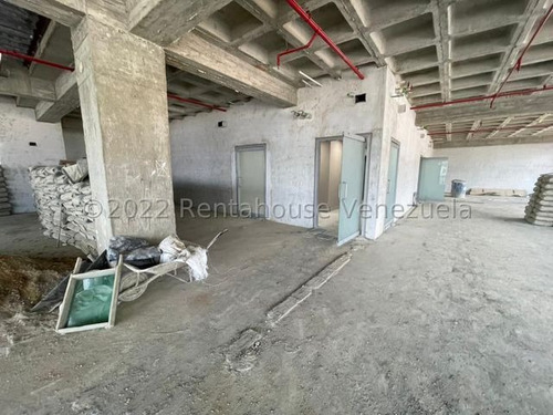 Tg Oficina En Venta En Las Mercedes, Torre Empresarial Moderna, Excelente Vista. 23-11753 Ys