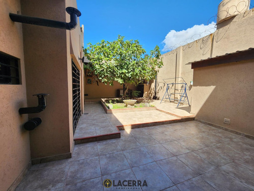 Casa En Venta En Villa Ballester,mas Departamento!!excelente Zona!!