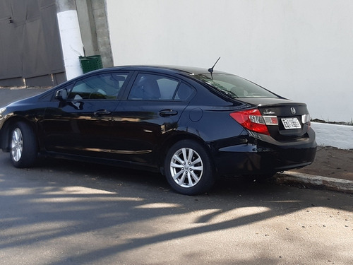 Imagem 5 de 14 de Honda Civic 2013 1.8 Lxs Flex 4p