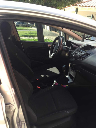 Ford Fiesta Kinetic Design 1.6 Sedan Se Plus 120cv 2014