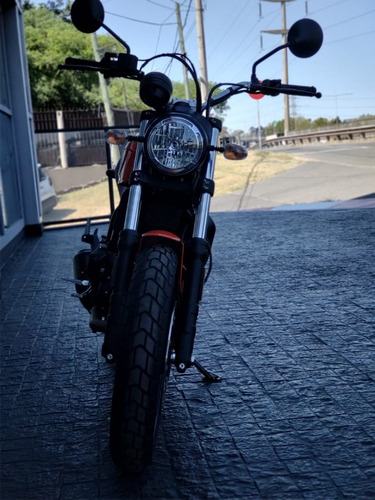 Imagen 4 de 25 de Ducati Scrambler Sixty2 - No Triumph, No Royal Enfield! Gf