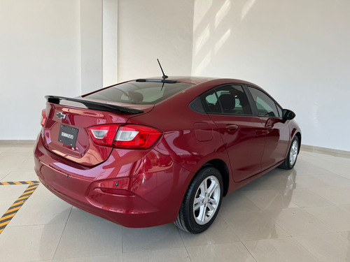 Chevrolet Cruze 1.4 Ls Mt