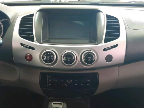 Imagem 11 de 15 de L200 Triton 3.2 Hpe 4x4 Cd 16v Turbo Intercooler Diesel 4p
