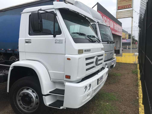 Vw 17180 Truck Ano 2010