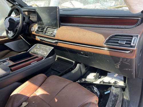 Lincoln Navigator 2023 Por Partes - A A Q -