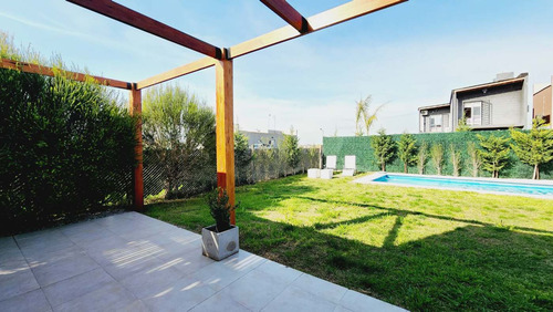 Imagen 26 de 30 de Casa Barrio Cerrado Laguna Azul Pileta Ezeiza