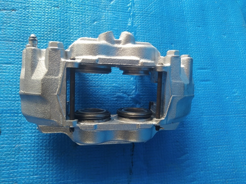 Caliper Freno Delantero Izquierdo Toyota Fj Cruiser 08 Al 14