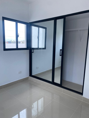 Se Alquila Apartamento En Pontezuela Av. 27 De Febrero