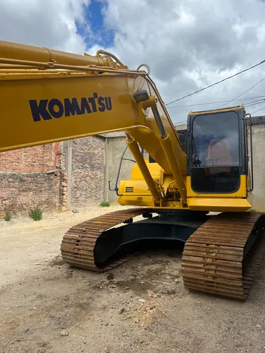Excavadora Komatsu Pc 200 - 8 Con Linea Humeda