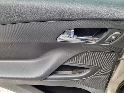 Imagen 9 de 10 de Aveo Paq E Ltz Automatico