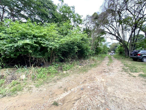 Venta De Terreno En Agua Blanca, Valencia, Edo. Carabobo (lz)