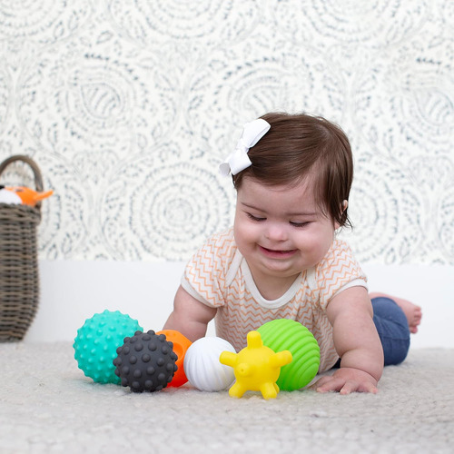 Infantino Textured Multi Ball Set - Juguete Para La Explo...