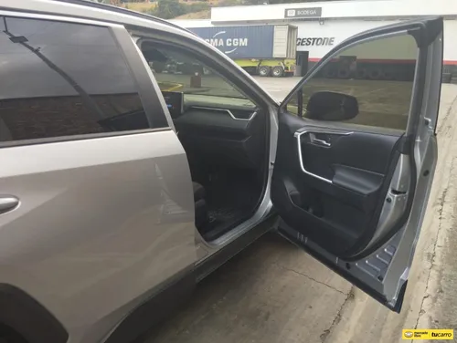 Toyota RAV4 2.5 XLE