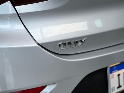Chevrolet Onix plus 1.0 Ltz Turbo 4p