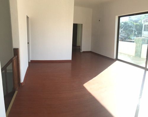 Tejada 4 Dormtorios+servicios Completos+3b+patio+gran Vista