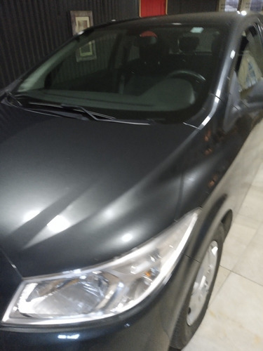 Chevrolet Onix 2017 1.0 Joy + 78cv