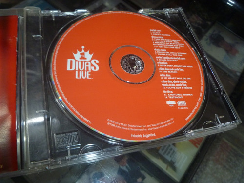 Divas Live - Cd - Celine -gloria - Aretha -shania - 721 - (Usado)