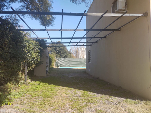 Imagen 2 de 9 de Casa 3 Amb+parrilla+piscina+cochera