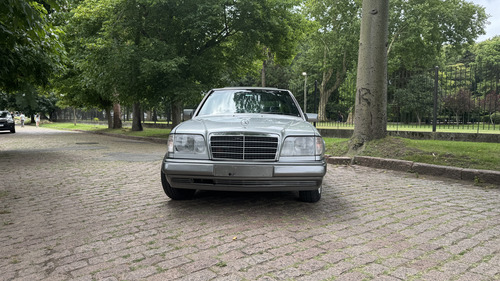 Mercedes Benz E300 Td