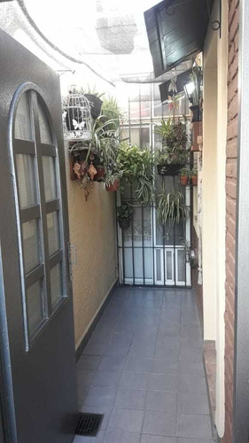 Imagen 8 de 14 de Ph 2 Ambientes Sobre Calle Lagos Al 1600 Lanús