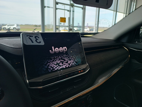 Imagen 14 de 18 de Jeep Commander Limited Fmd