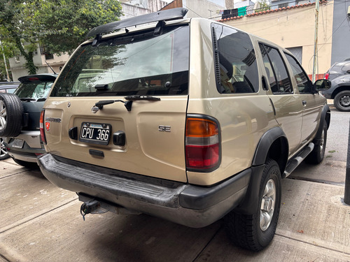 Nissan Pathfinder 3.3 Se