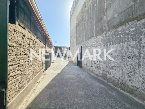 Arriendo Bodega Excelente Ubicación 220m2 Recoleta