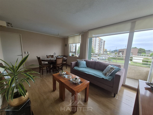 Departamento En Venta De 2 Dorm. En Temuco