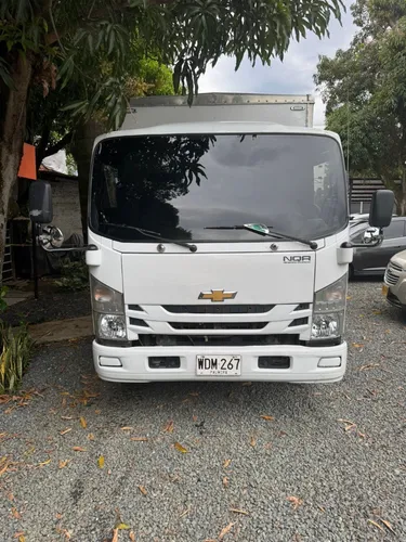 Camión Tipo Furgón Chevrolet Nqr, Modelo 2022, Diésel