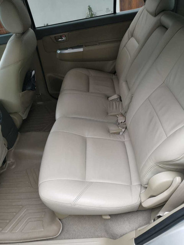 Toyota Fortuner 2.7 Automática, 4x2 Gasolina
