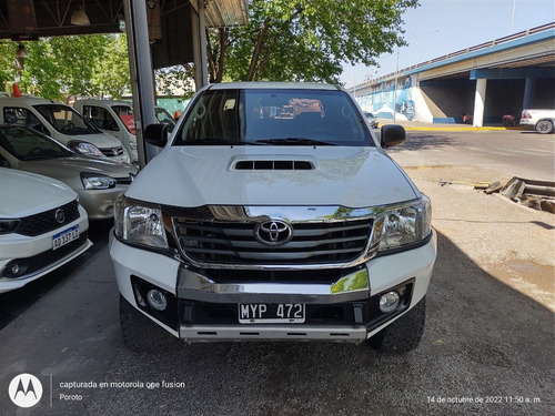 Imagen 2 de 8 de Toyota Hilux Sr