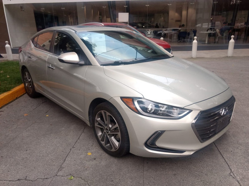 Imagen 3 de 4 de Hyundai Elantra 2017 2.0 Limited Tech Navi At