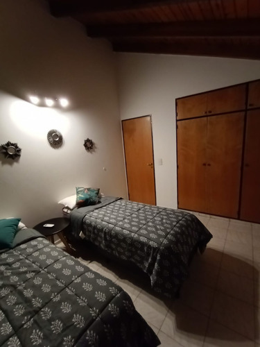 Imagen 14 de 20 de Departamento Temporario Casita Hasta 6 Personas Con Cochera, Quincho Y Asador Córdoba Capital