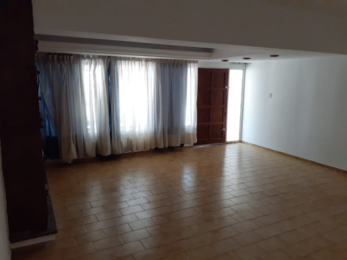 Casa Para Uso De Terreno Venta Observatorio Apto 1482 M2 Zona C2 21 Mts Altura