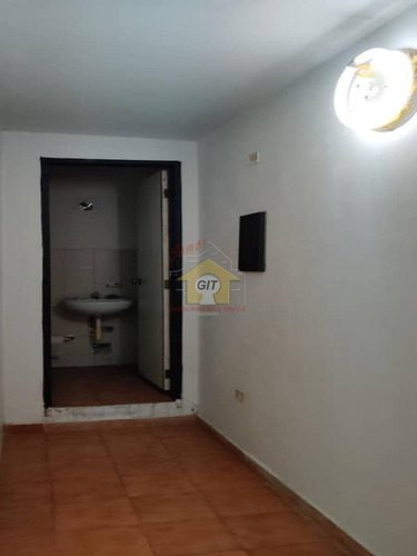Imagen 7 de 10 de En Venta Oficina En Naguanagua. Luz Marina Perez 04243157387