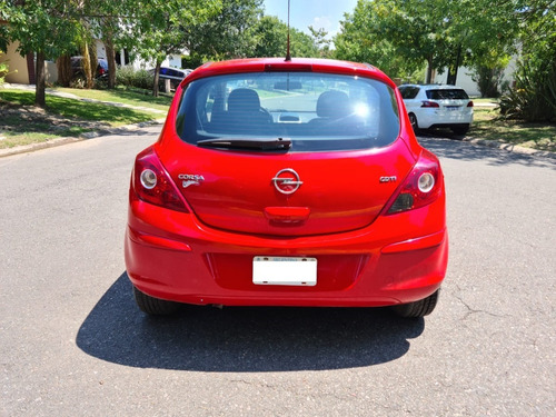 Imagen 5 de 15 de Opel Corsa 1.3 Cdti 3 Puertas 2007 / Rojo / Turbo Diésel