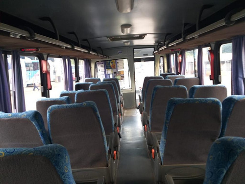 Imagem 11 de 15 de Ônibus Comil Versatile Fretamentos Revisado Garantia Of1722