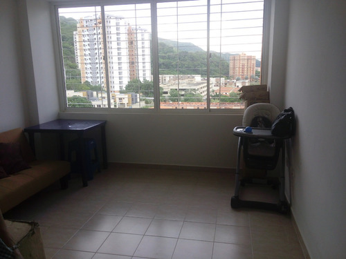 Imagen 4 de 4 de N. Del Carmen Vende Apartamento En Doral Country (sda-513)