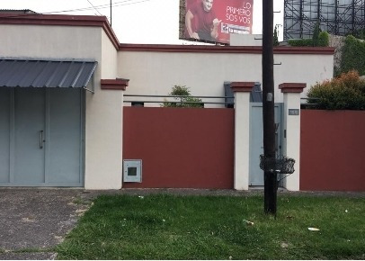 Imagen 1 de 14 de Casa 3 Dormitorios