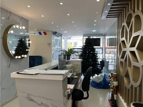 Se Arrienda Local-negocio Salón De Belleza En Santa Ana