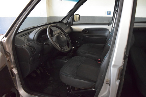 Imagen 6 de 8 de Renault Kangoo 5 Asientos C /gnc