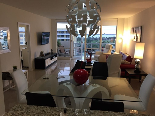 Imagen 6 de 10 de Alquiler Departamento Miami Beach Sobre Playa