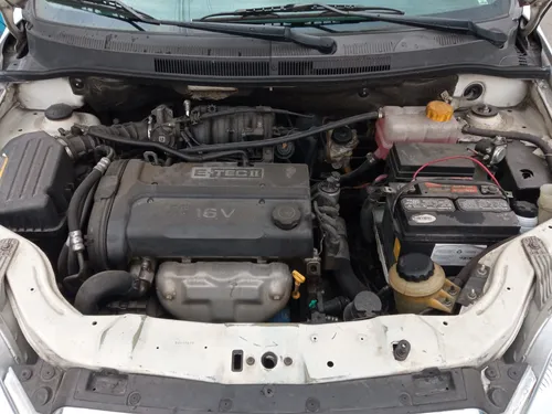 Chevrolet Aveo 1.6 Lt Mt Sedán