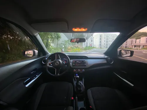 Nissan Kicks 1.6 Sense