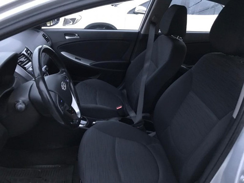Hyundai Accent Automatico 2015 Impecable
