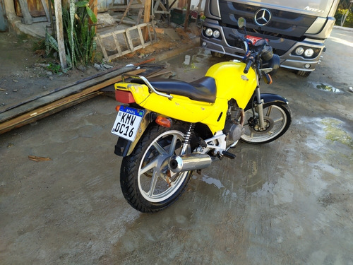 Imagem 2 de 10 de Honda Strada 200